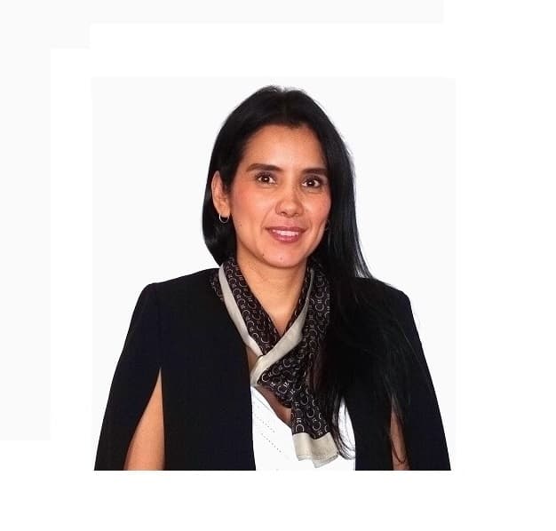 Karla España